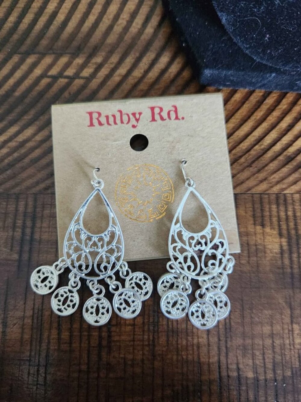 Ruby Rd Stainless Silvertone Dangle Pierced Earring - Picture 4 of 4
